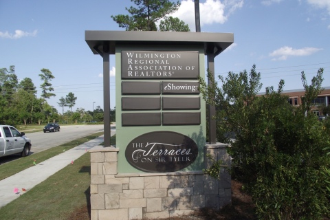 freestanding-signs-1041
