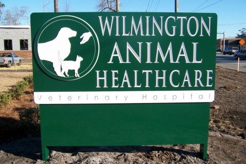 freestanding-signs-animal