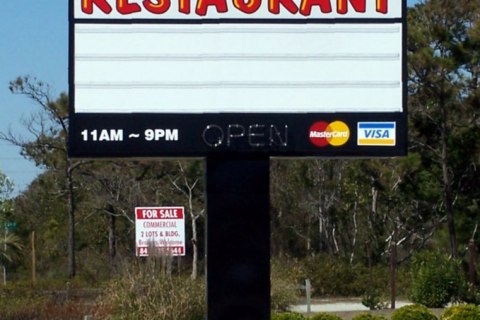freestanding-signs-bbq