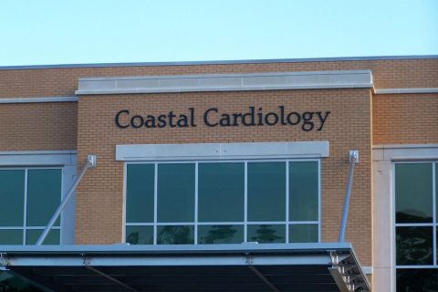 non-illuminated-bldg-signs-coastal
